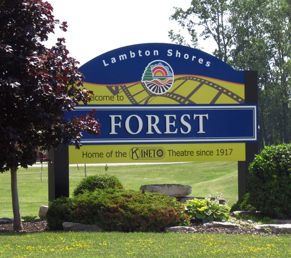 Forest,_Ontario_Welcome_Sign.jpg